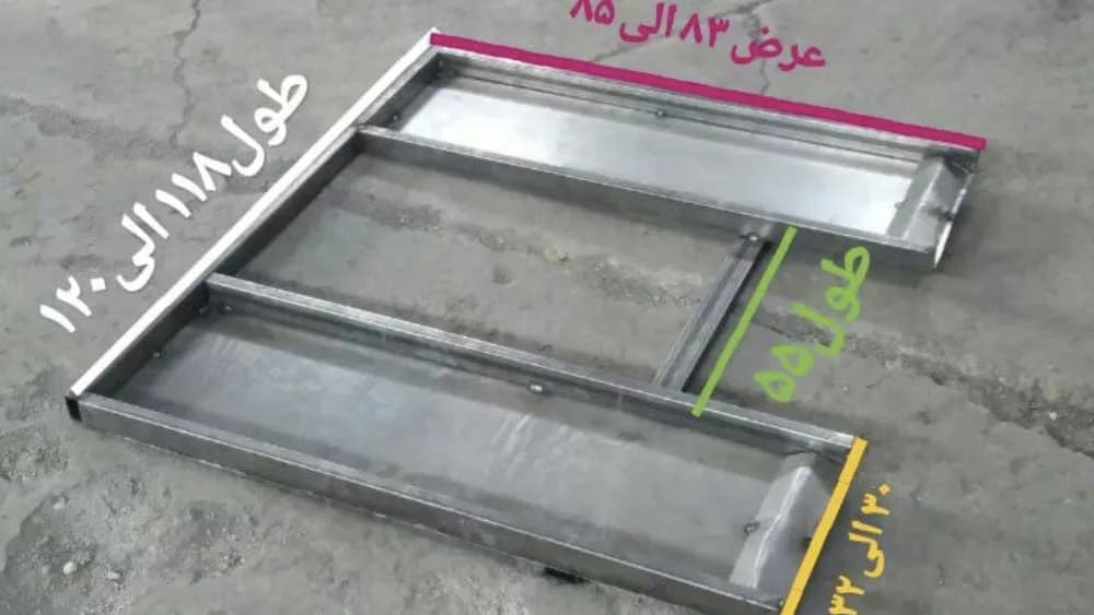 زیر مخزنی فلزی گالوانیزه سطل زباله های آهنی